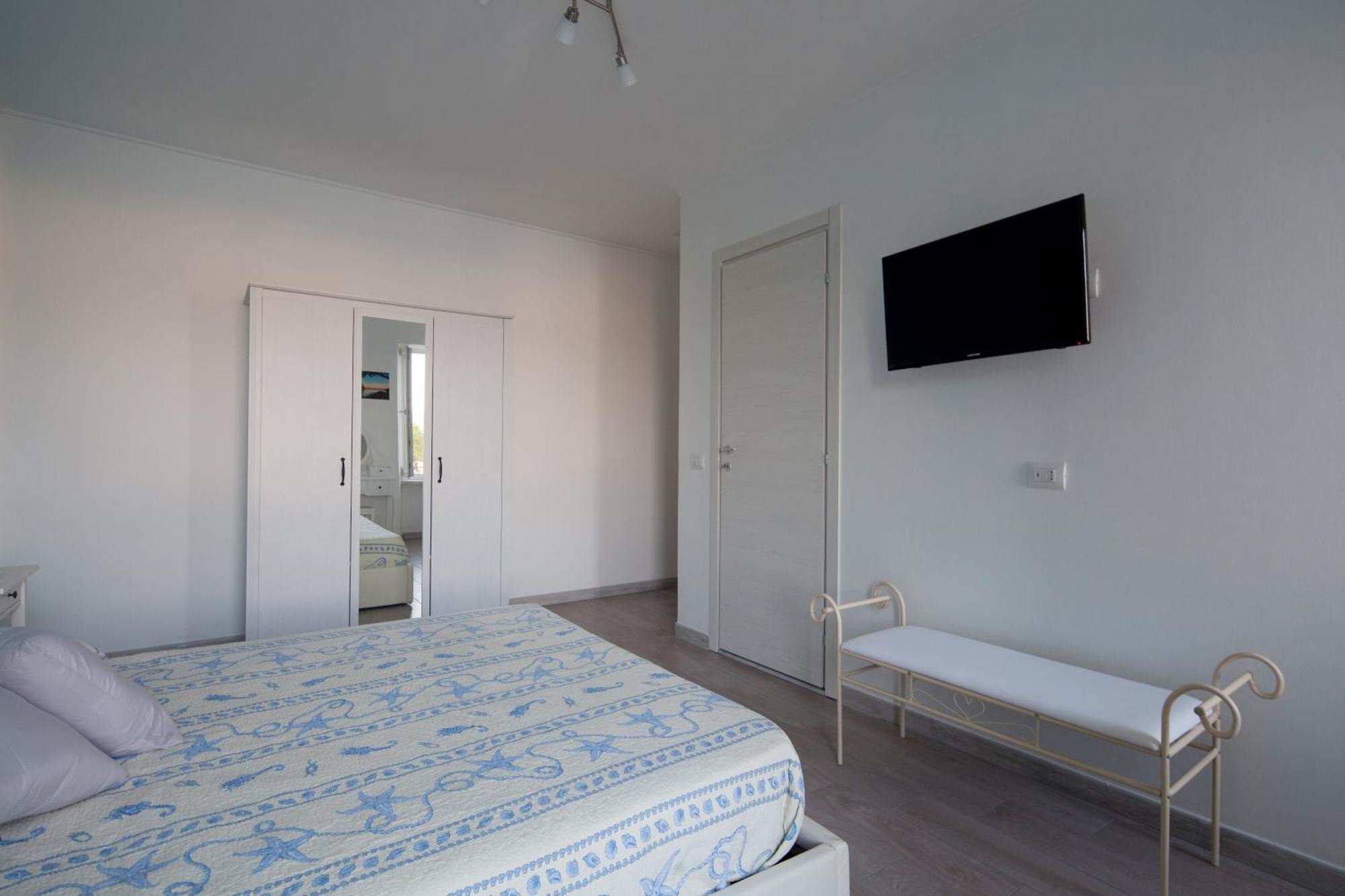 Fezzano / Portovenere Stilish Double Rooms With Sea View, Balcony Or Small Courtyard ภายนอก รูปภาพ